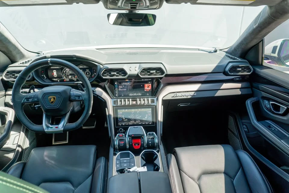 2022 Lamborghini Urus - Image 14 of 20