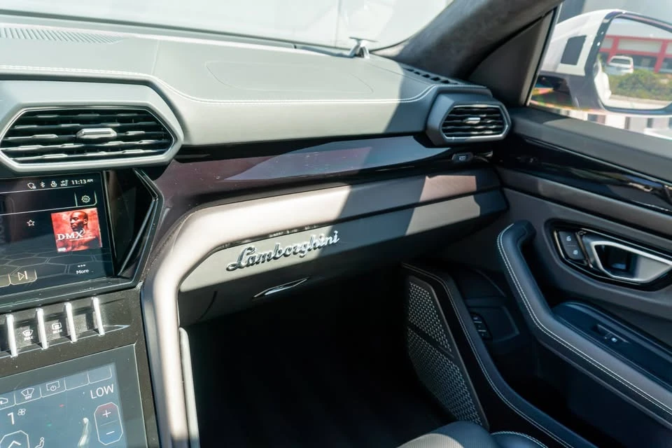 2022 Lamborghini Urus - Image 19 of 20