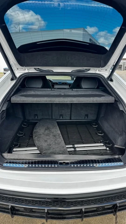 2022 Lamborghini Urus - Image 7 of 18