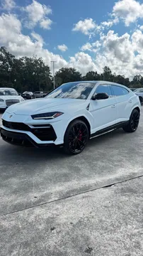 2022 Lamborghini Urus