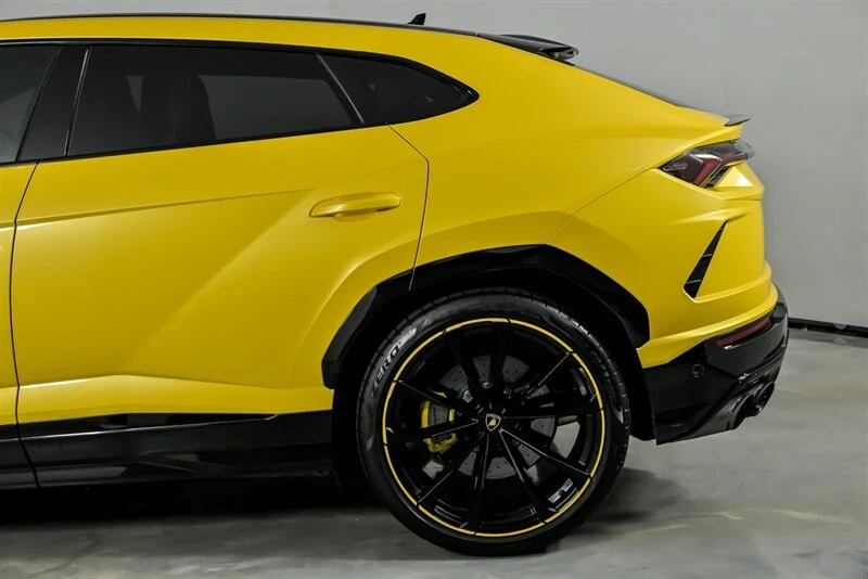 2022 Lamborghini Urus - Image 9 of 21