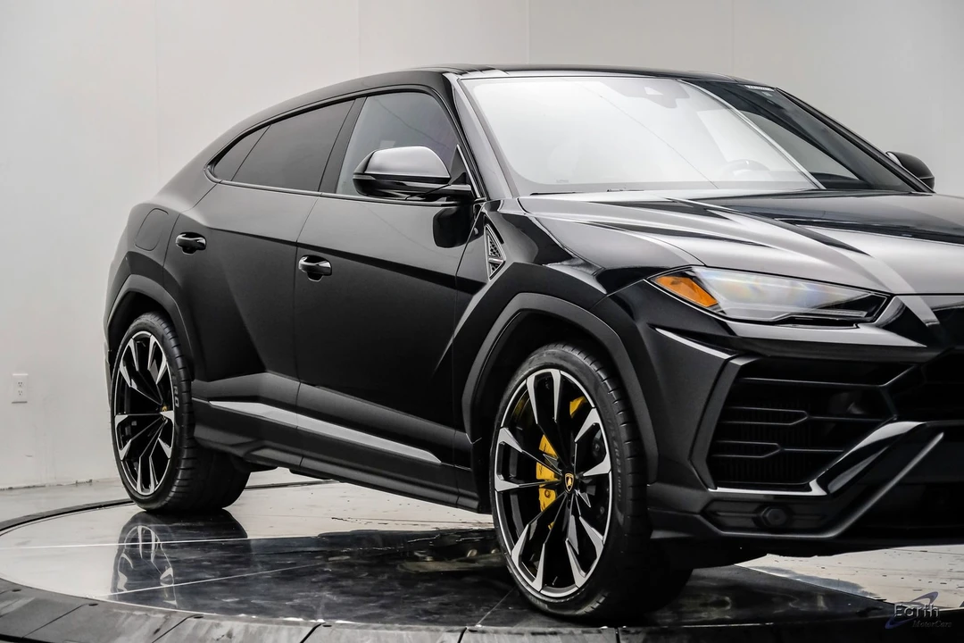 2022 Lamborghini Urus - Image 25 of 31