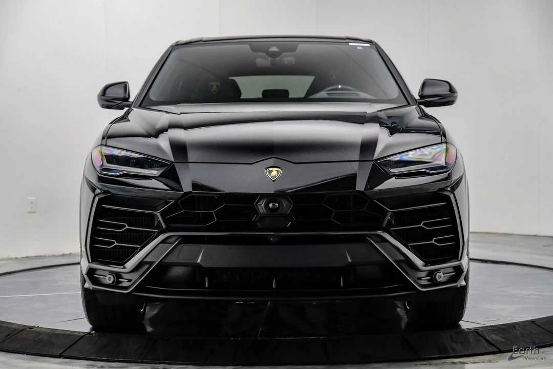 2022 Lamborghini Urus - Image 28 of 31