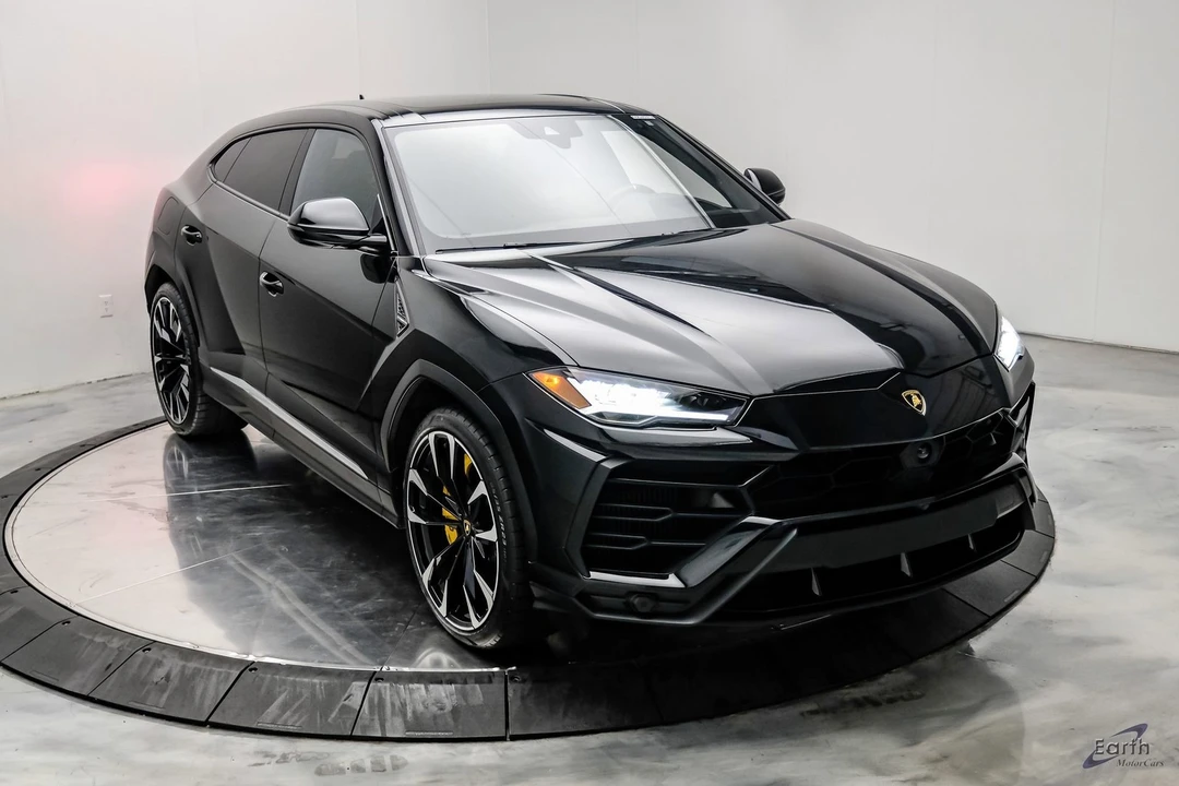 2022 Lamborghini Urus - Image 24 of 31