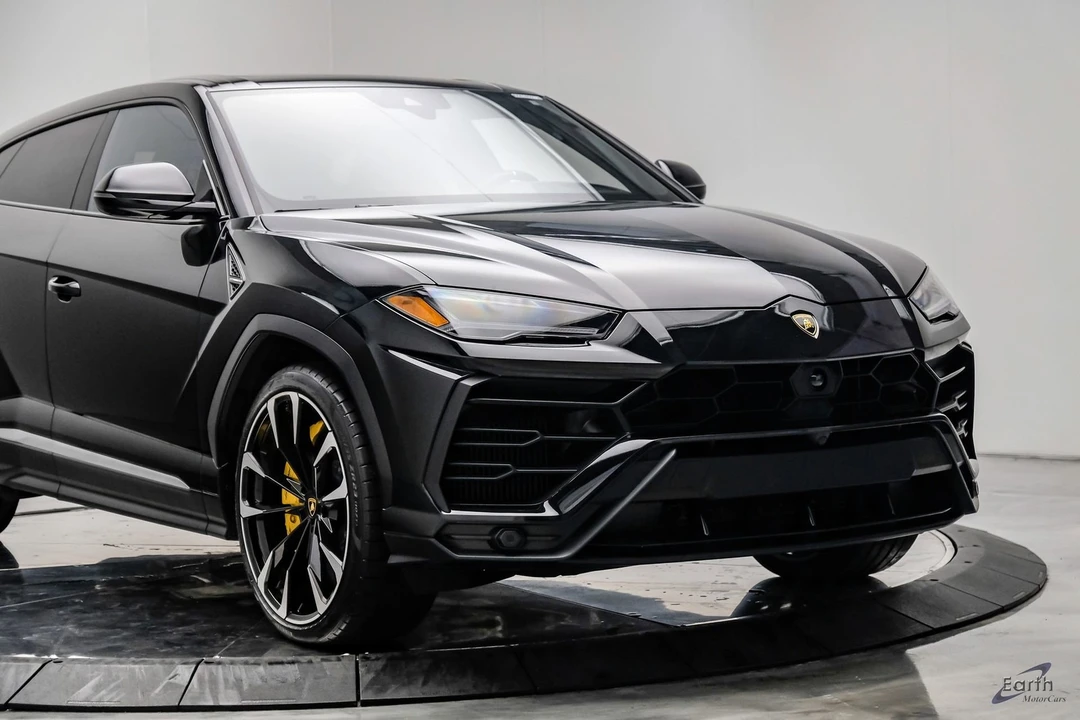 2022 Lamborghini Urus - Image 26 of 31