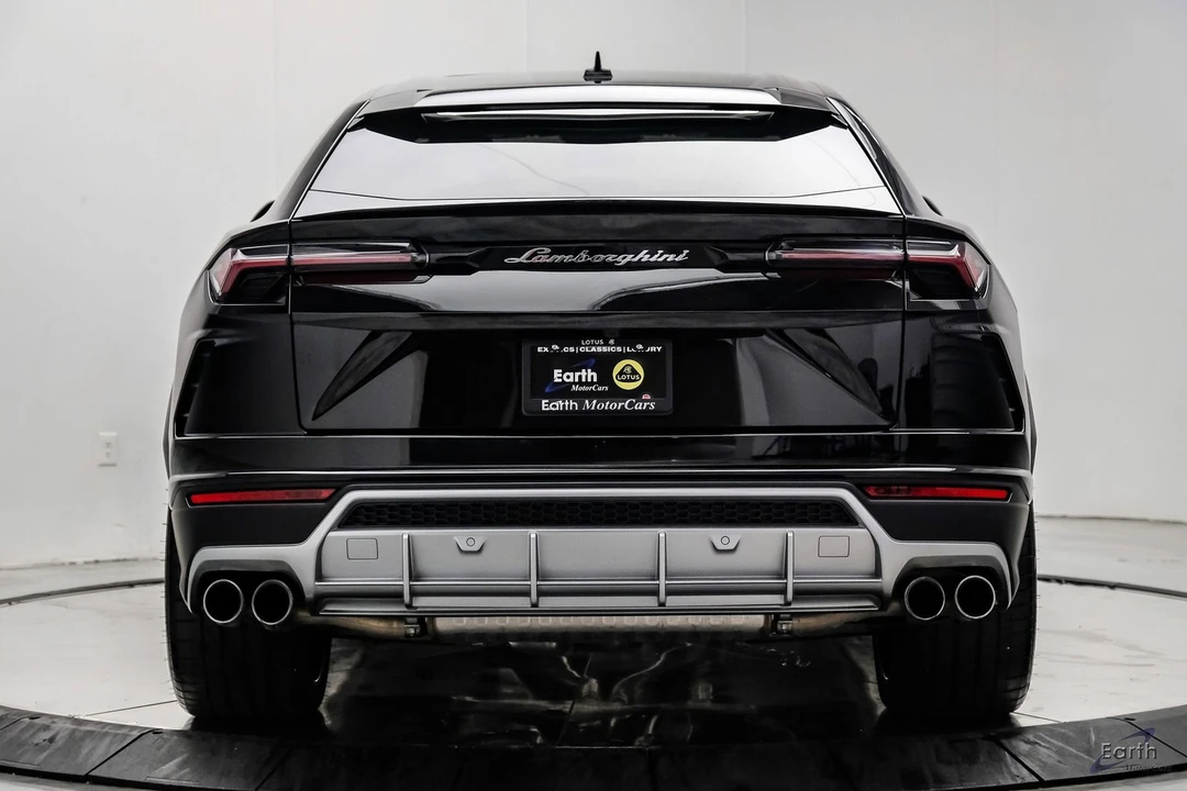 2022 Lamborghini Urus - Image 12 of 31