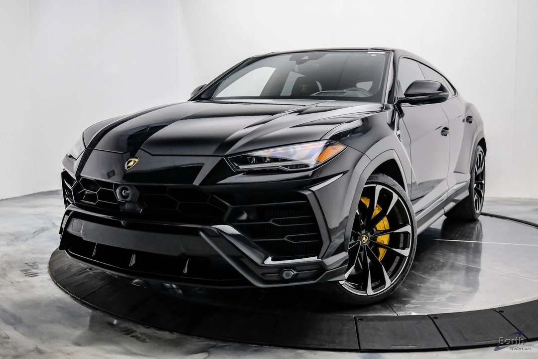 2022 Lamborghini Urus - Image 5 of 31