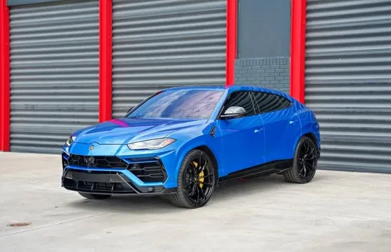 2022 Lamborghini Urus Pearl Capsule