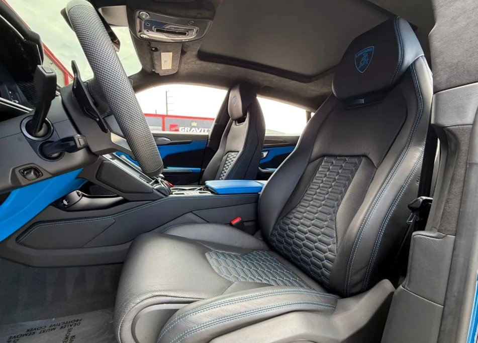 2022 Lamborghini Urus - Image 9 of 13
