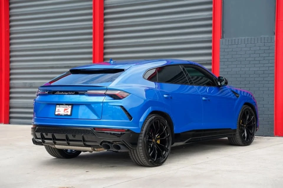 2022 Lamborghini Urus - Image 5 of 13