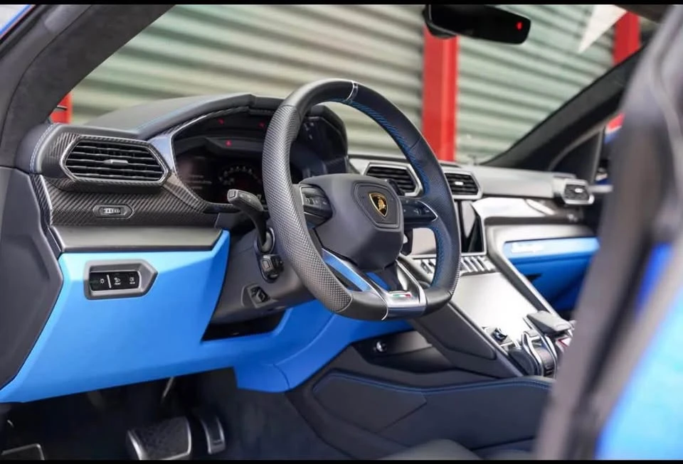 2022 Lamborghini Urus - Image 5 of 15