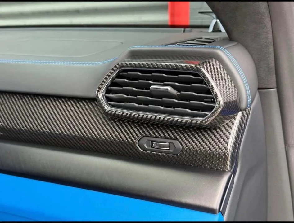 2022 Lamborghini Urus - Image 12 of 15
