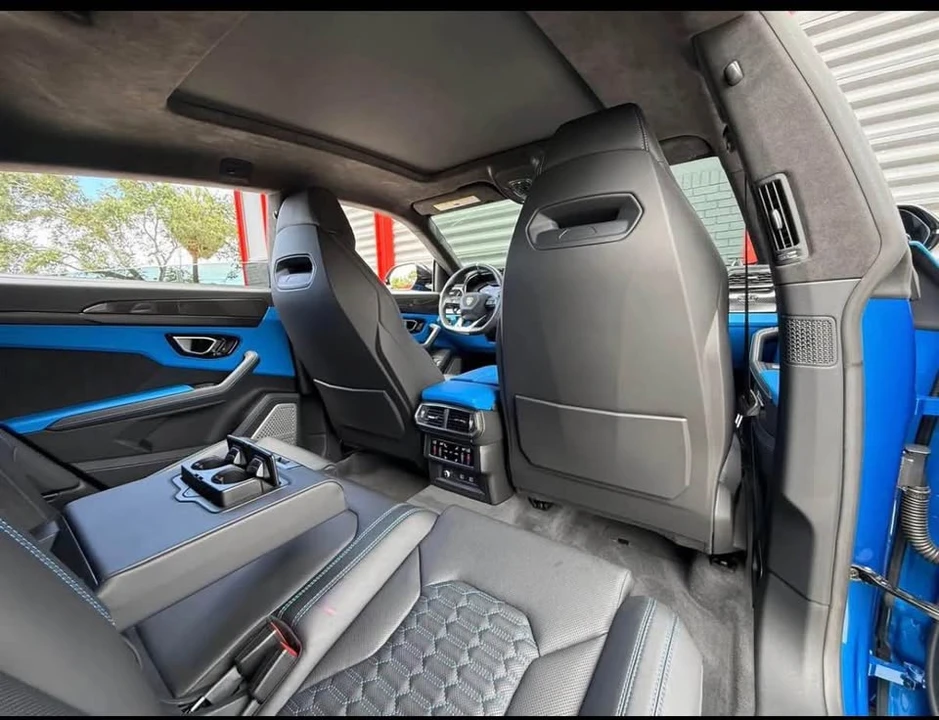 2022 Lamborghini Urus - Image 15 of 15