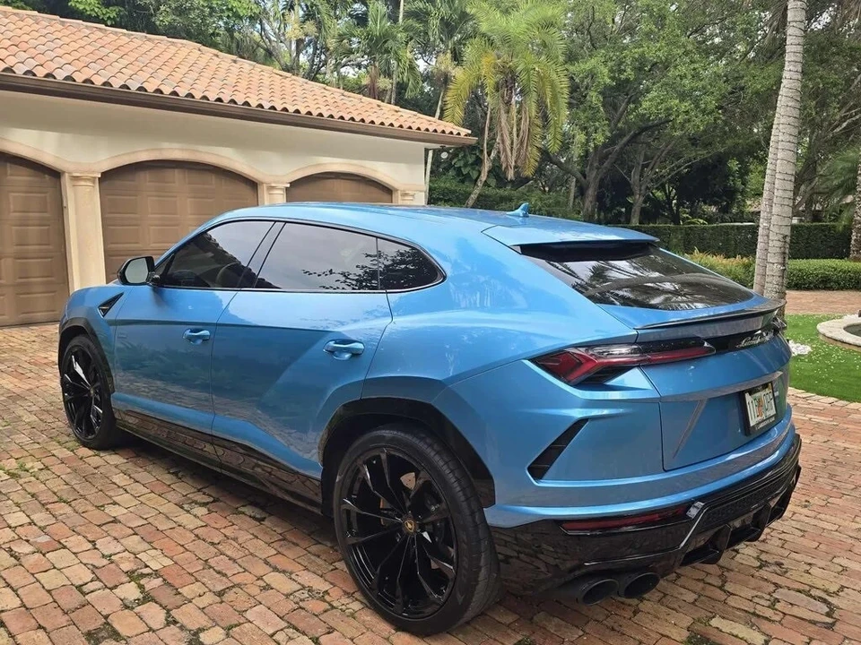 2022 Lamborghini Urus - Image 7 of 21