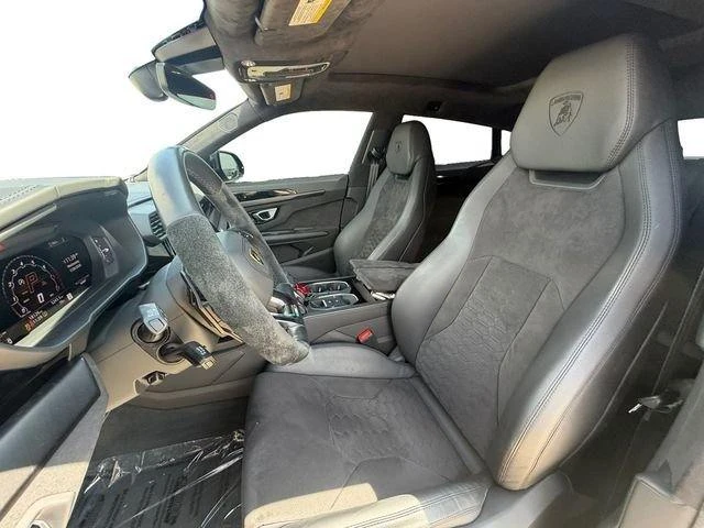 2022 Lamborghini Urus - Image 8 of 12
