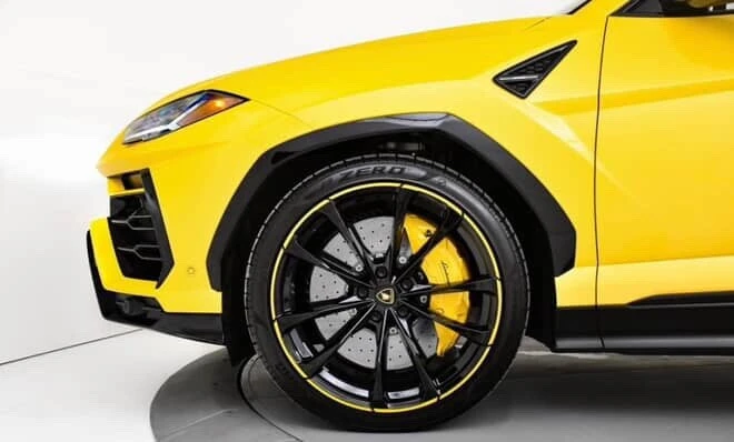 2022 Lamborghini Urus - Image 9 of 12