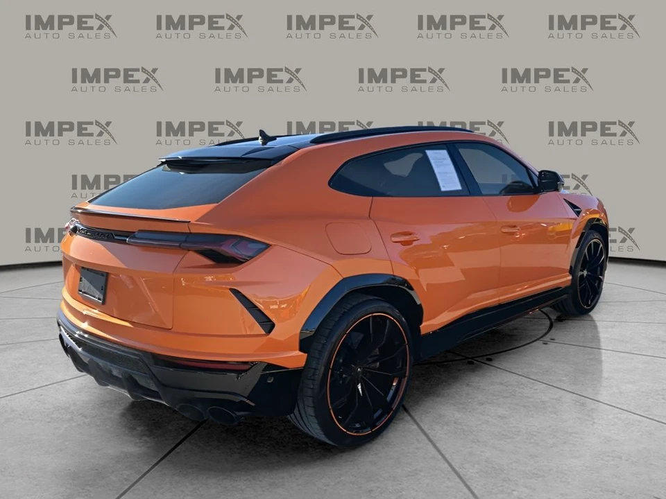 2022 Lamborghini Urus - Image 5 of 12
