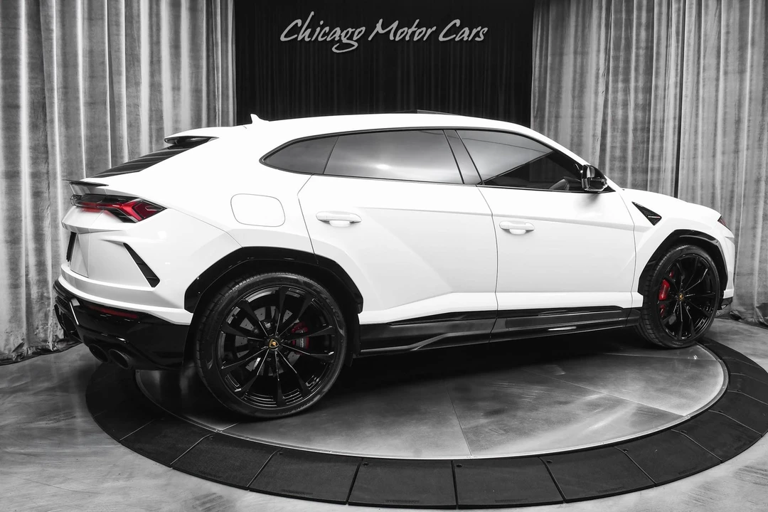 2022 Lamborghini Urus - Image 5 of 12