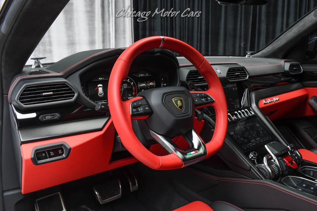 2022 Lamborghini Urus - Image 8 of 12