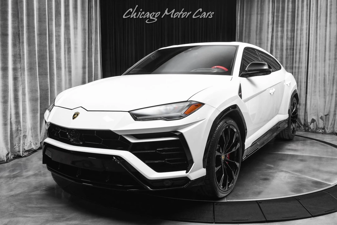 2022 Lamborghini Urus - Image 2 of 12