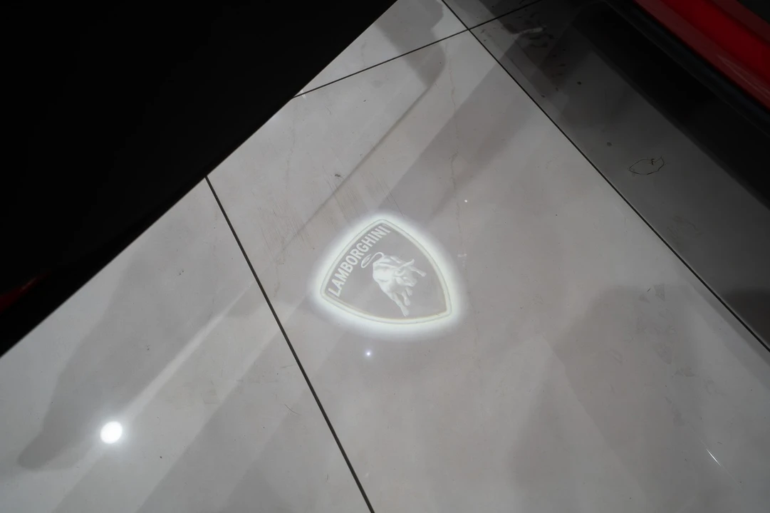 2022 Lamborghini Urus - Image 6 of 31