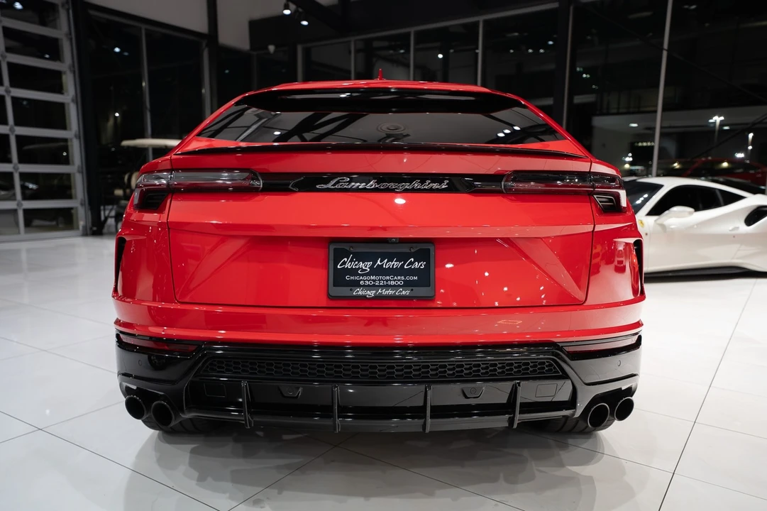 2022 Lamborghini Urus - Image 3 of 31