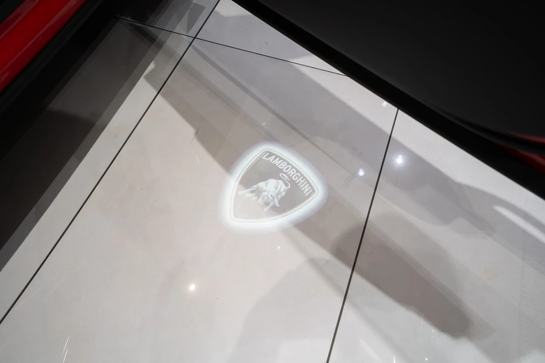 2022 Lamborghini Urus - Image 26 of 31