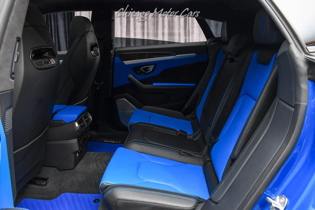 2022 Lamborghini Urus - Image 28 of 31
