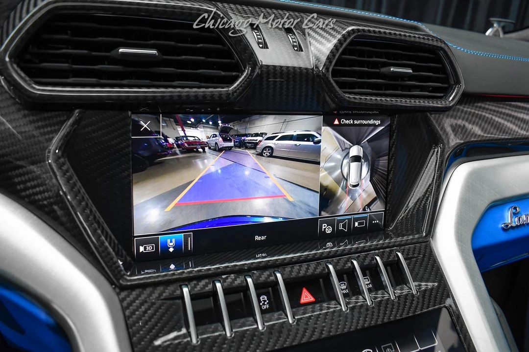 2022 Lamborghini Urus - Image 14 of 31