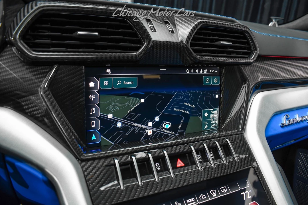 2022 Lamborghini Urus - Image 13 of 21