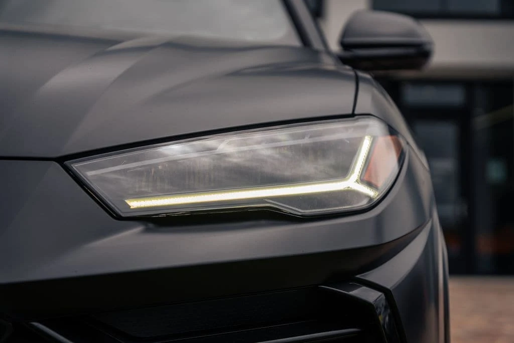 2022 Lamborghini Urus - Image 10 of 31
