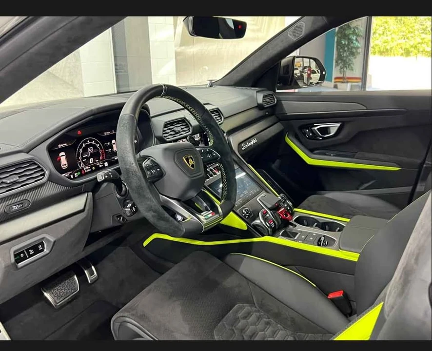 2022 Lamborghini Urus - Image 6 of 14