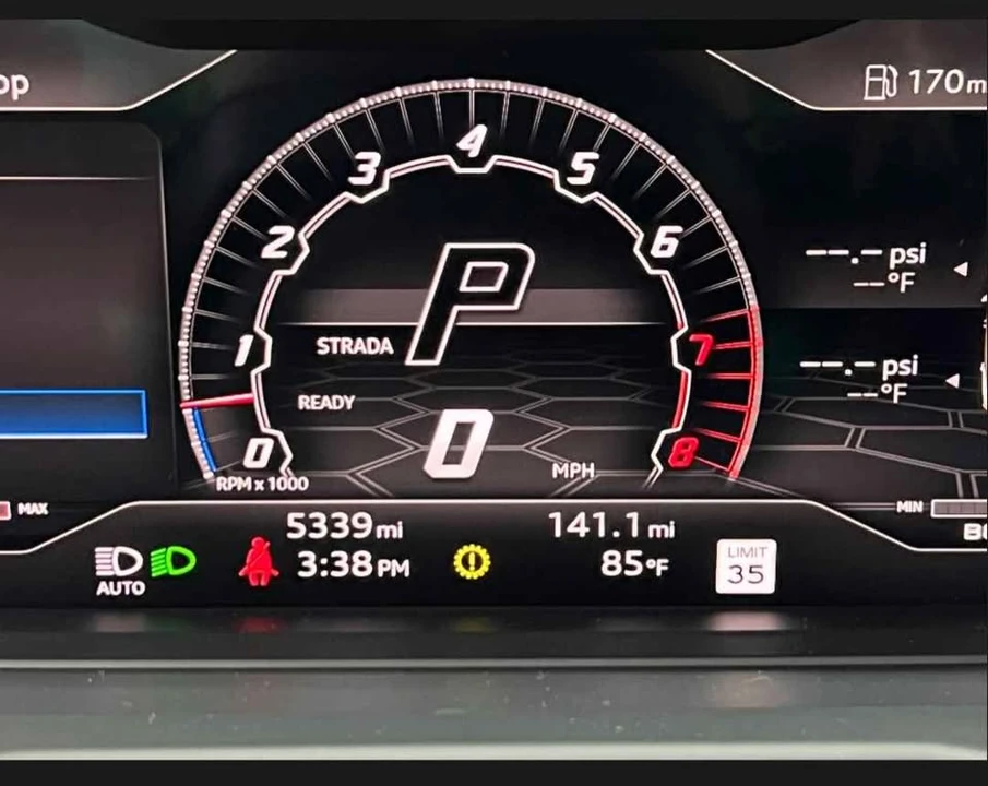 2022 Lamborghini Urus - Image 5 of 14