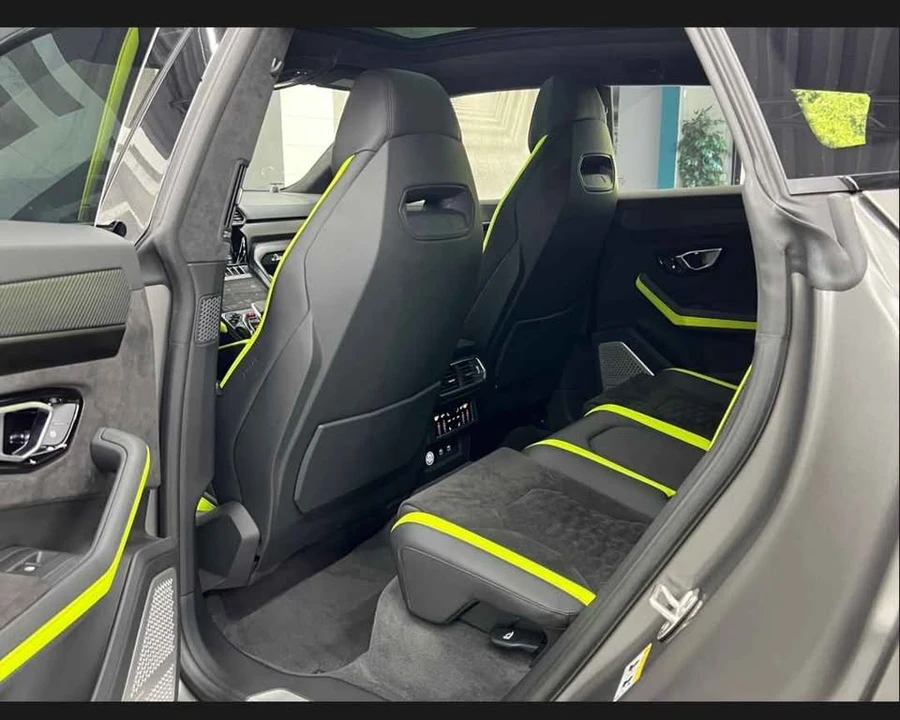 2022 Lamborghini Urus - Image 7 of 14