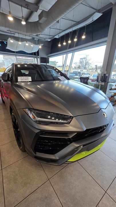 2022 Lamborghini Urus - Image 13 of 14