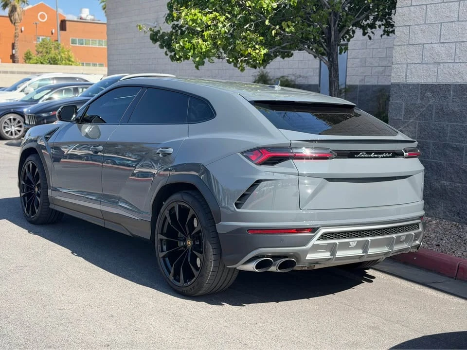 2022 Lamborghini Urus - Image 4 of 13