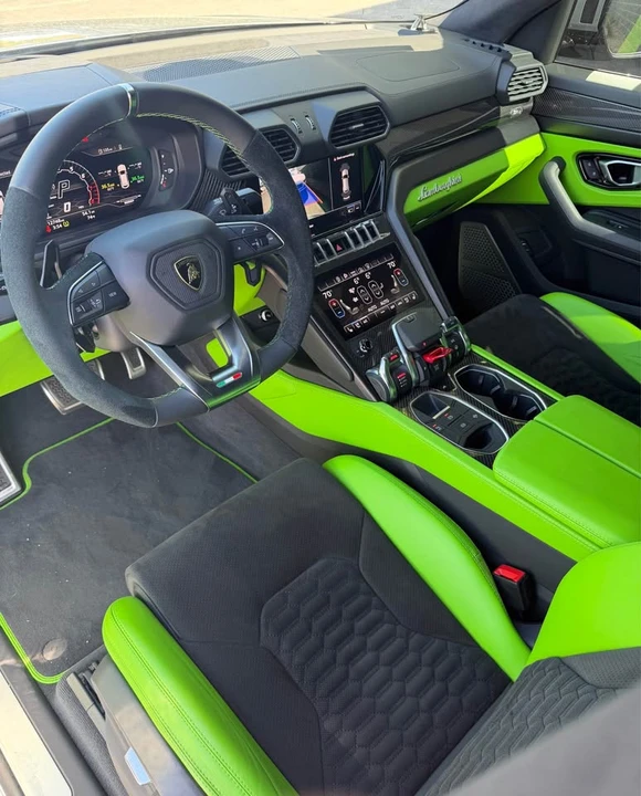 2022 Lamborghini Urus - Image 13 of 13