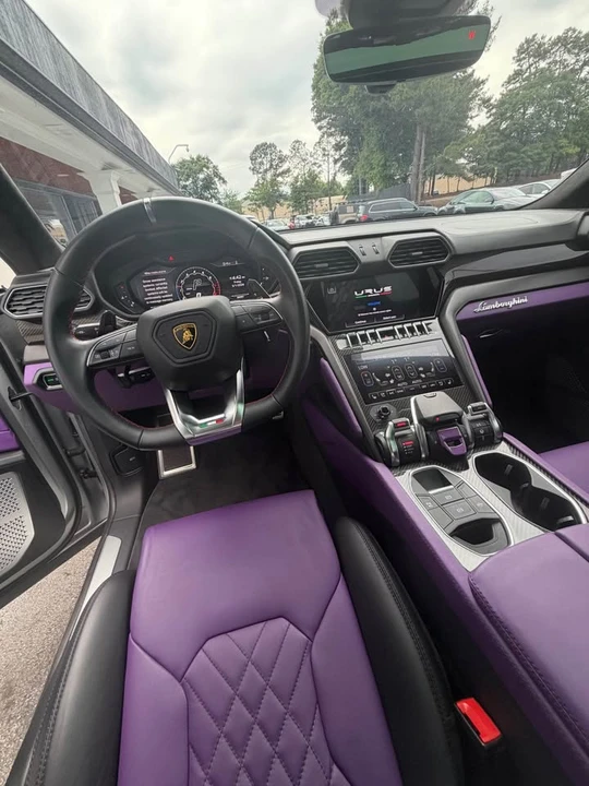2022 Lamborghini Urus - Image 8 of 16