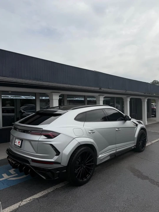 2022 Lamborghini Urus - Image 5 of 16