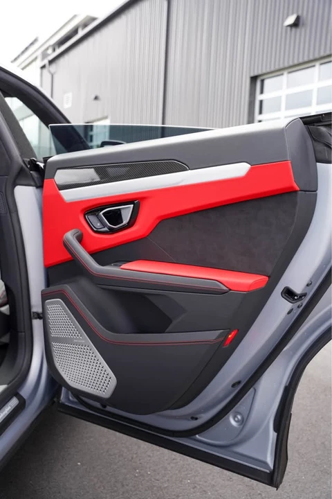 2022 Lamborghini Urus - Image 17 of 20