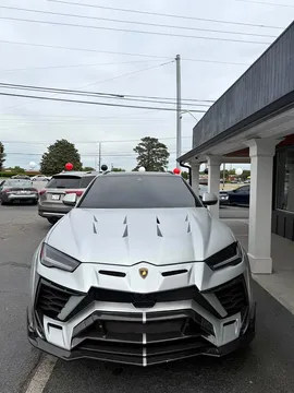 2022 Lamborghini Urus Sport Utility 4D