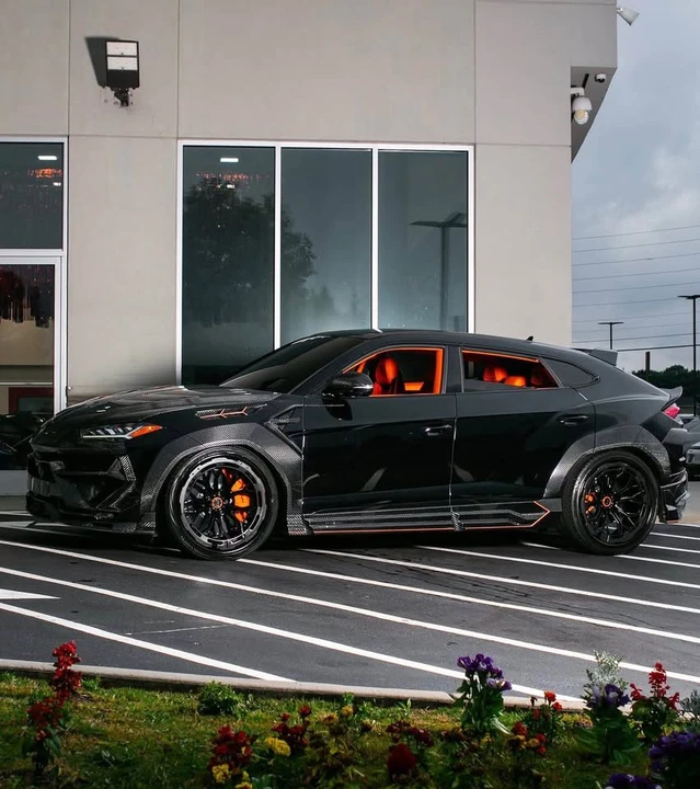 2022 Lamborghini Urus - Image 4 of 20