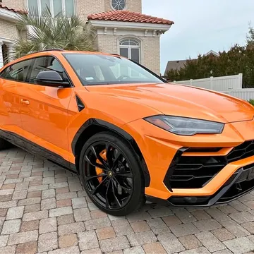 2022 Lamborghini Urus