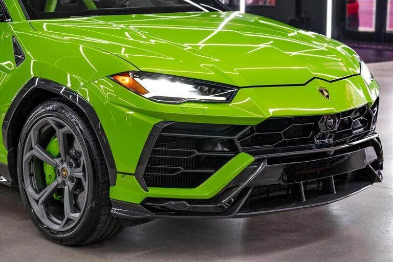 2022 Lamborghini Urus - Image 2 of 14