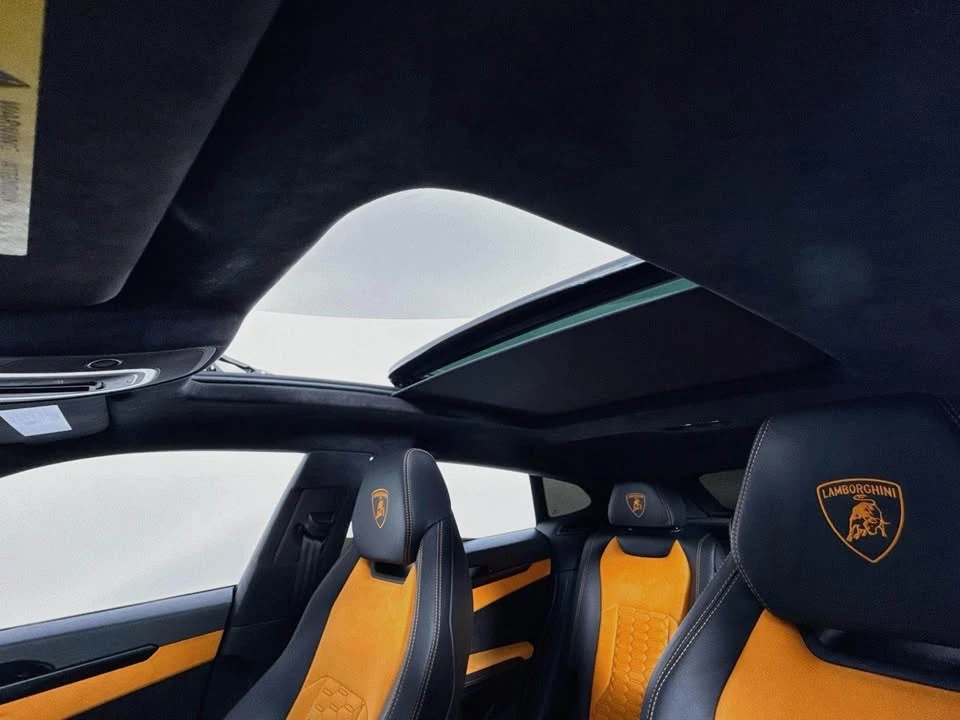 2022 Lamborghini Urus - Image 14 of 19