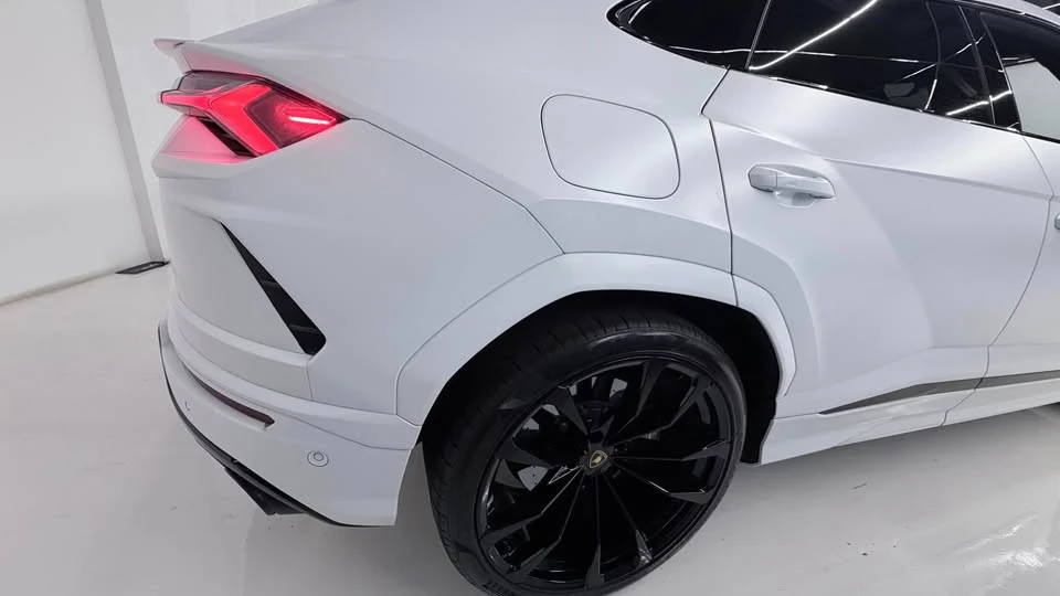 2022 Lamborghini Urus - Image 10 of 16