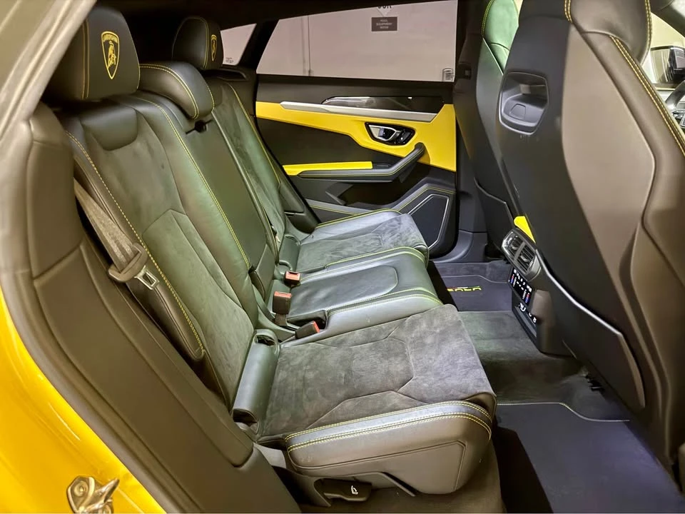 2022 Lamborghini Urus - Image 16 of 19