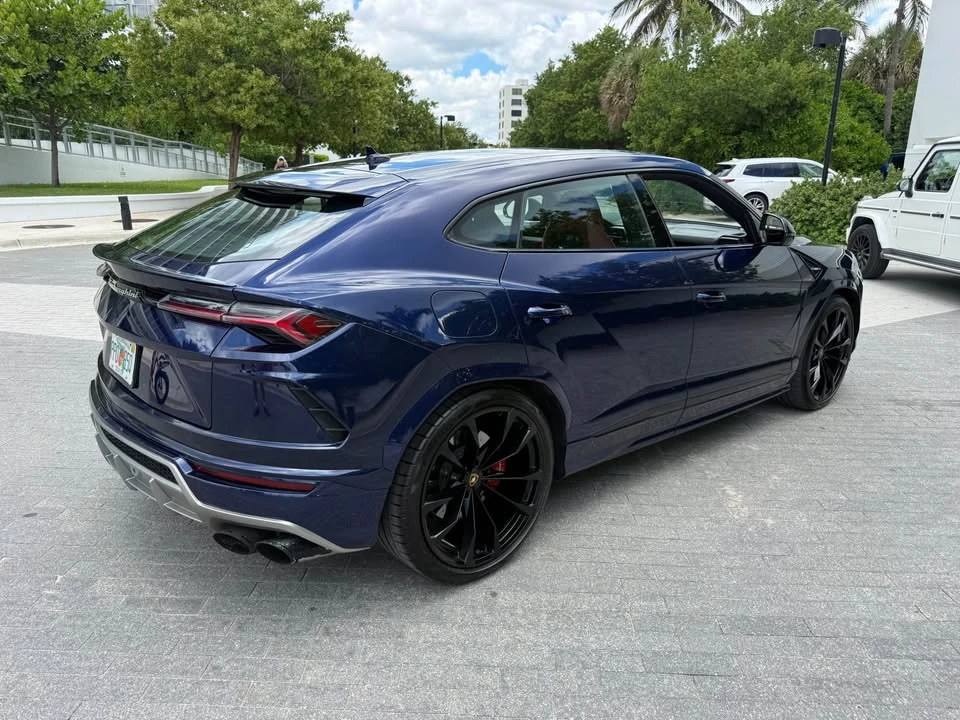 2022 Lamborghini Urus - Image 16 of 20