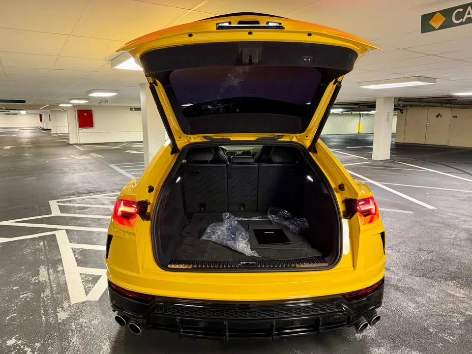 2022 Lamborghini Urus - Image 7 of 19