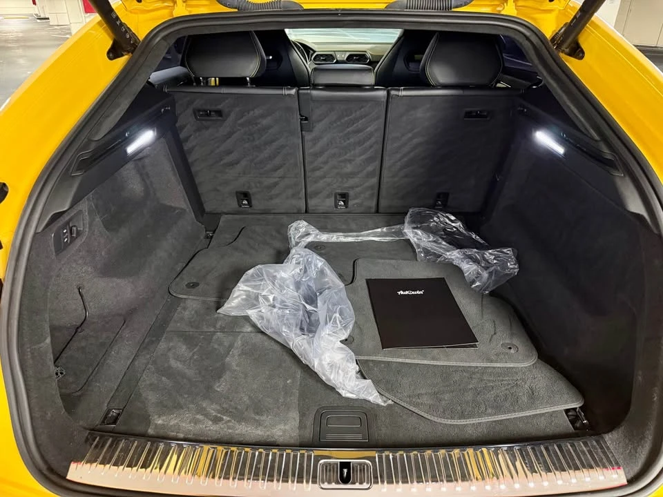 2022 Lamborghini Urus - Image 8 of 19